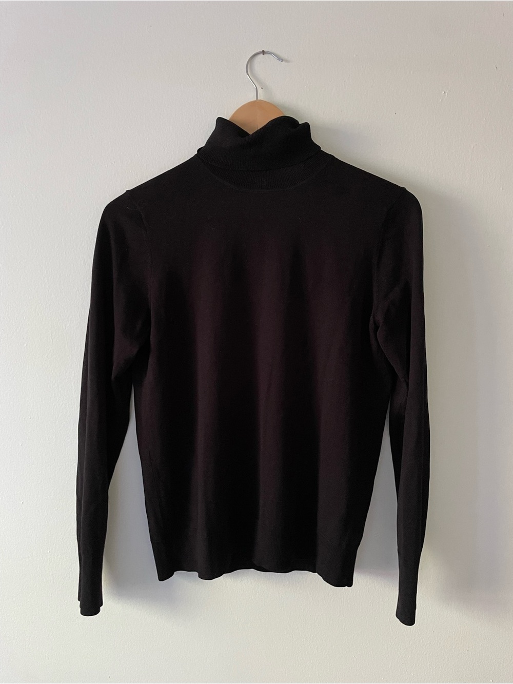 Uniqlo Black Long Sleeve Turtleneck Top